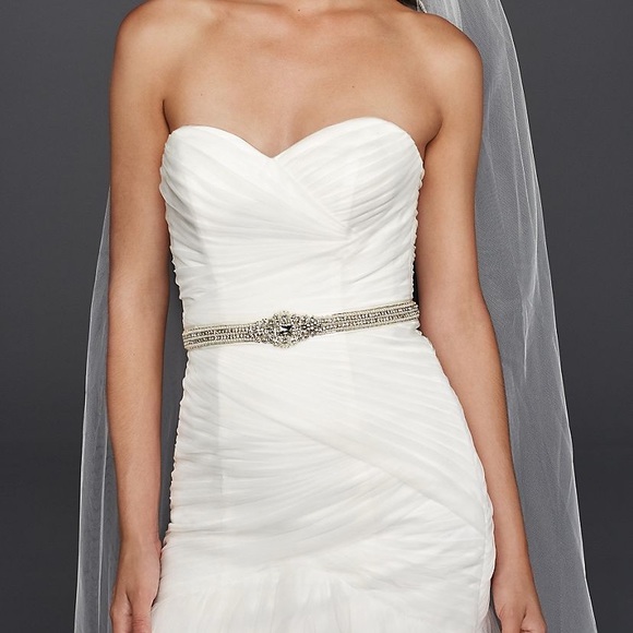 Wedding Dress - Picture 3 of 5